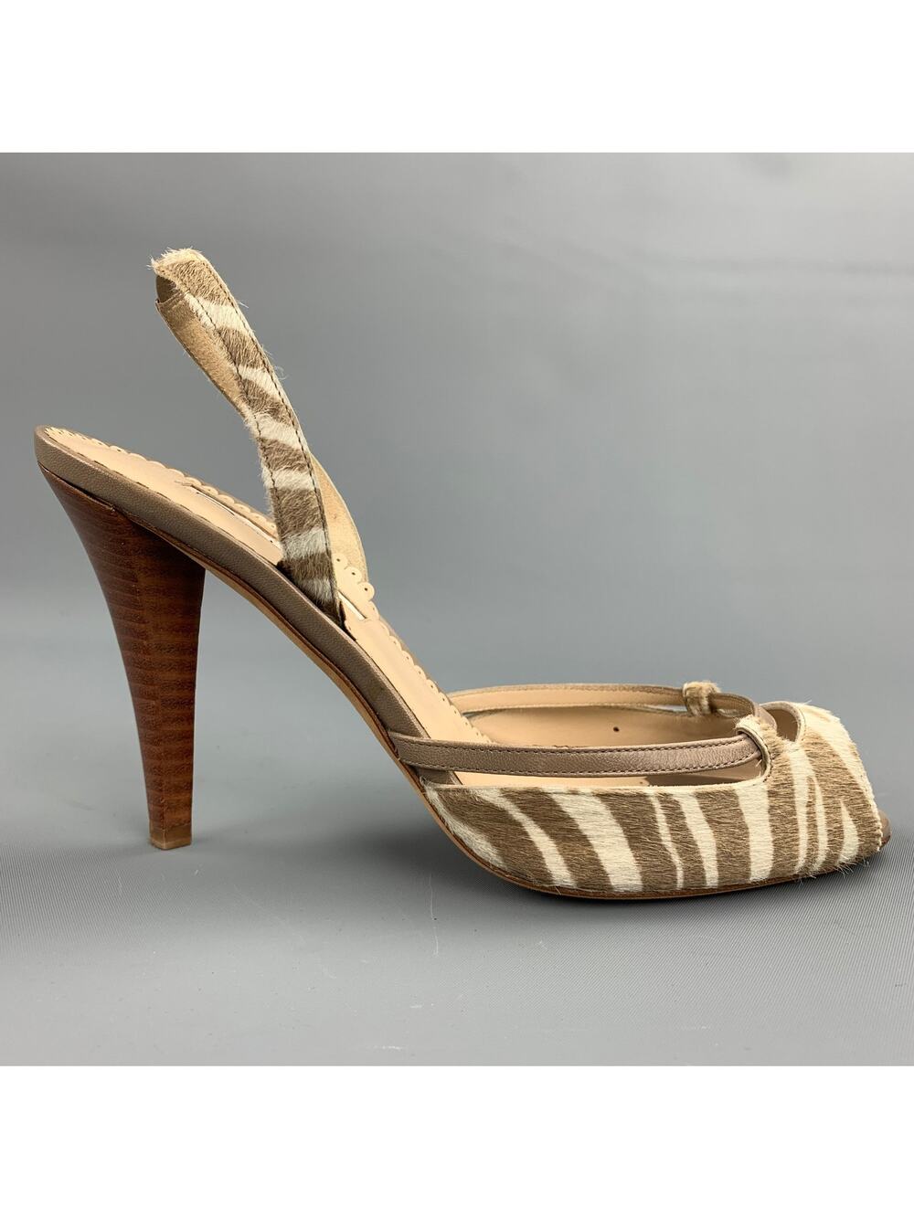 OSCAR DE LA RENTA 8.5 Off White & Taupe Zebra Tiger Pony Hair Sling Back Pumps